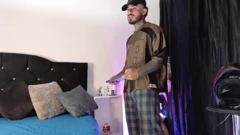 John  online show from 11.10.25