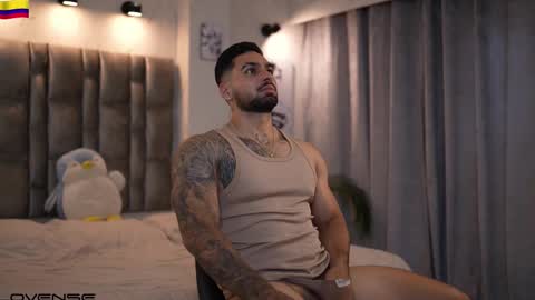 Snapshot of john_king29 chatting on 10.26.25 john online show from 10.26.25