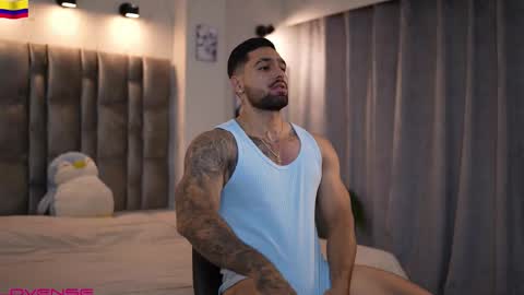 Snapshot of john_king29 chatting on 11.03.25 john online show from 11.03.25