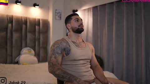 Snapshot of john_king29 chatting on 11.17.25 john online show from 11.17.25