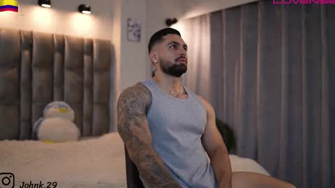 Snapshot of john_king29 chatting on 11.19.25 john online show from 11.19.25