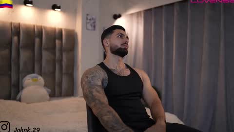 Snapshot of john_king29 chatting on 12.01.25 john online show from 12.01.25