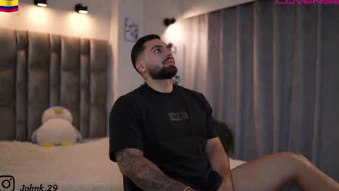 Snapshot of john_king29 chatting on 12.04.25 john online show from 12.04.25