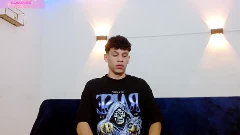 john_ssnow29 online show from 10.15.25