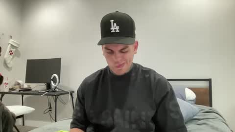 Snapshot of johnafterdark chatting on 01.11.25 JAXX online show from 01.11.25