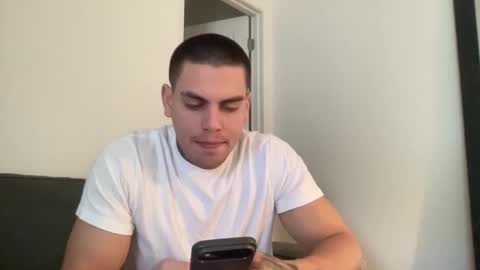 Snapshot of johnafterdark chatting on 11.25.25 JAXX online show from 11.25.25