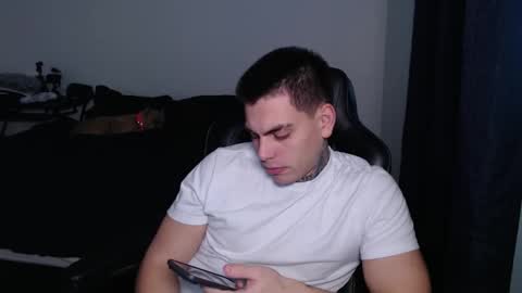 Snapshot of johnafterdark chatting on 01.06.26 JAXX online show from 01.06.26