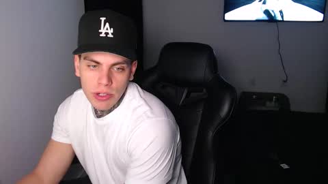 Snapshot of johnafterdark chatting on 02.17.26 JAXX online show from 02.17.26