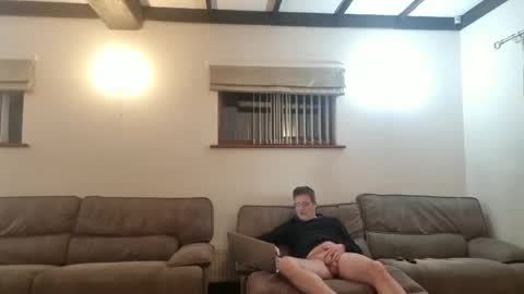 Snapshot of johnathan_stuart33 chatting on 03.23.26 johnathan_stuart33 online show from 03.23.26