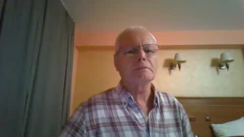 Snapshot of johndesnudado chatting on 11.09.25 johndesnudado online show from 11.09.25