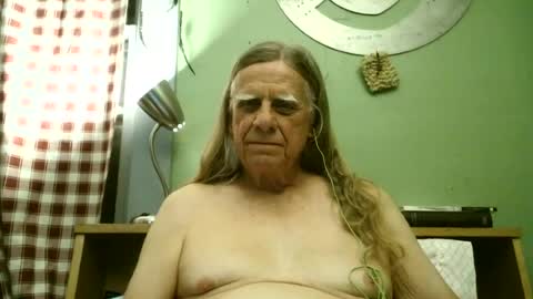 Snapshot of johnnieq1971 chatting on 08.02.26 johnnieq1971 online show from 08.02.26