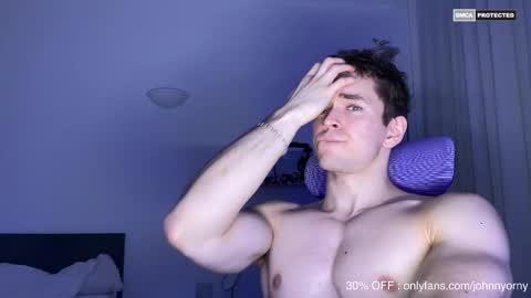 Snapshot of johnnnyhorny chatting on 10.08.25 Johnny online show from 10.08.25