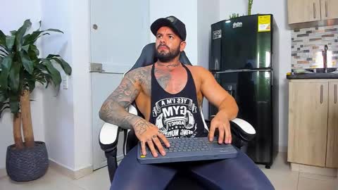 JOHNNY online show from 11.28.25