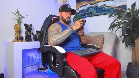 JOHNNY online show from 02.19.26