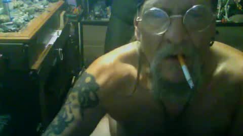 johnnyshung1 online show from 11.24.25