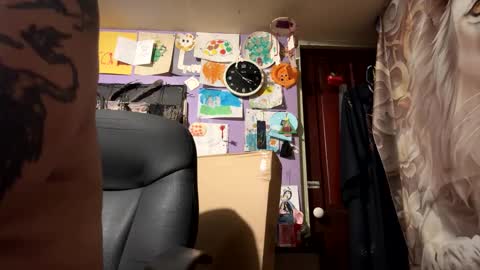 johnnyshung1 online show from 04.18.26