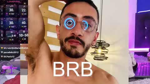 Snapshot of johnson_chris chatting on 11.29.25 Chris online show from 11.29.25