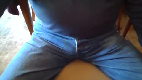 Snapshot of johnxxx549 chatting on 11.18.25 johnxxx549 online show from 11.18.25