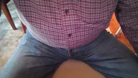 Snapshot of johnxxx549 chatting on 12.16.25 johnxxx549 online show from 12.16.25