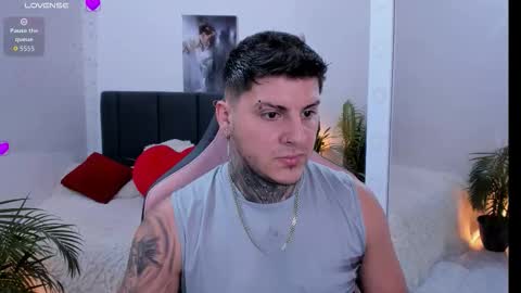 Johny online show from 12.19.25