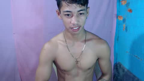 Snapshot of johnydestroyer chatting on 02.18.25 johnydestroyer online show from 02.18.25