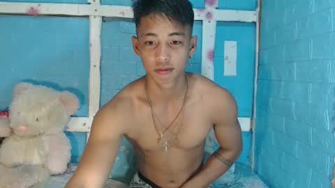 Snapshot of johnydestroyer chatting on 11.11.25 johnydestroyer online show from 11.11.25