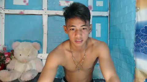 Snapshot of johnydestroyer chatting on 11.13.25 johnydestroyer online show from 11.13.25