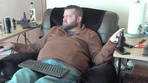 Snapshot of joi4you chatting on 12.01.24 Voyeur online show from 12.01.24