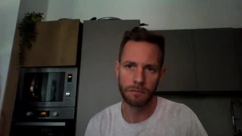 Snapshot of jojo19844 chatting on 09.19.25 jojo19844 online show from 09.19.25