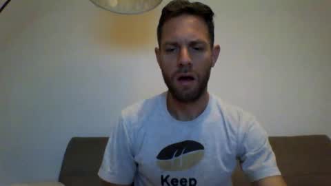 Snapshot of jojo19844 chatting on 10.16.25 jojo19844 online show from 10.16.25