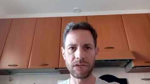 Snapshot of jojo19844 chatting on 11.06.25 jojo19844 online show from 11.06.25