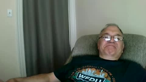 Snapshot of joker5339 chatting on 06.19.26 joker5339 online show from 06.19.26
