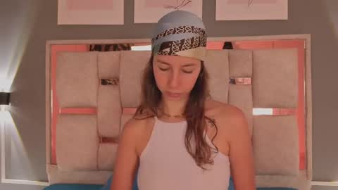 jolie_lov online show from 09.23.25