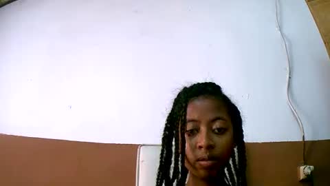 Snapshot of joliekah27 chatting on 02.03.25 joliekah27 online show from 02.03.25