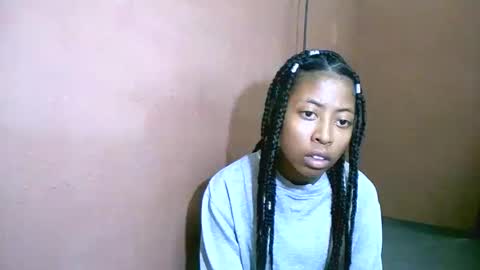 Snapshot of joliekah27 chatting on 02.26.25 joliekah27 online show from 02.26.25