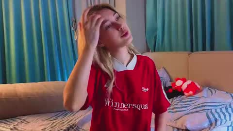 Viola online show from 12.04.25