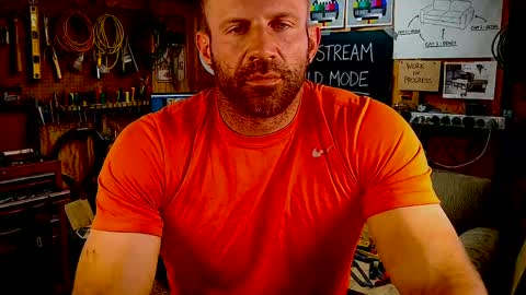 Snapshot of jonariesxxx chatting on 05.27.26 Jon Aries online show from 05.27.26