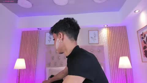 Snapshot of jonas_hiill chatting on 07.16.26 Jonas online show from 07.16.26