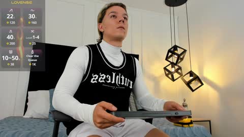 Jonathan Danielss  online show from 01.30.25