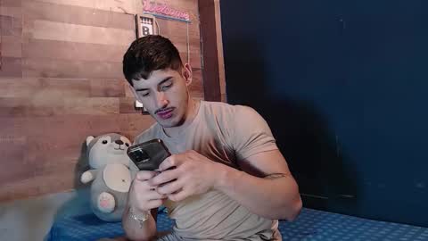 jonathancast08 online show from 11.28.25