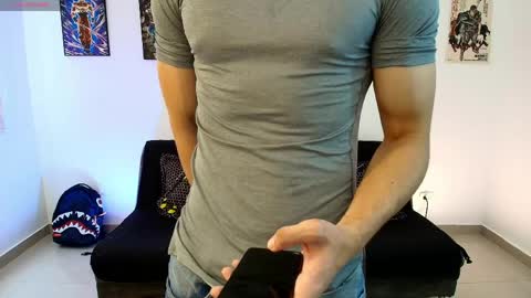 Instagram jonathanfit14 online show from 04.18.26