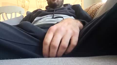 Snapshot of jonesy420xoo chatting on 01.05.25 jonesy420xoo online show from 01.05.25