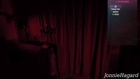 Snapshot of jonniehagard chatting on 10.07.25 Jonnie Hagard online show from 10.07.25