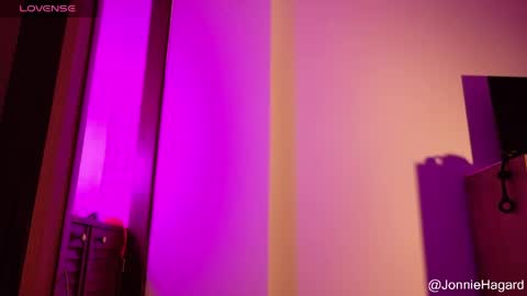 Jonnie Hagard online show from 04.21.26