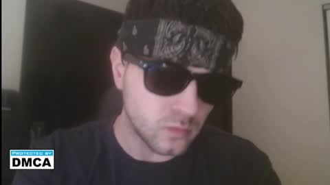 Snapshot of jonnybananas69 chatting on 04.20.26 Jonny Bans online show from 04.20.26