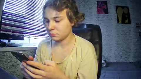 Snapshot of jonnymyloka chatting on 03.12.25 JONNY online show from 03.12.25