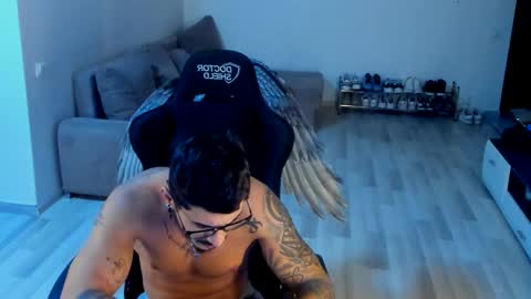 jonnyporn1 online show from 10.03.25