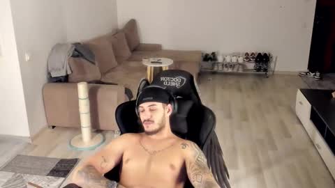 Snapshot of jonnyporn1 chatting on 01.09.26 jonnyporn1 online show from 01.09.26