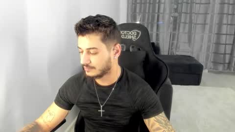 Snapshot of jonnyporn1 chatting on 02.11.26 jonnyporn1 online show from 02.11.26