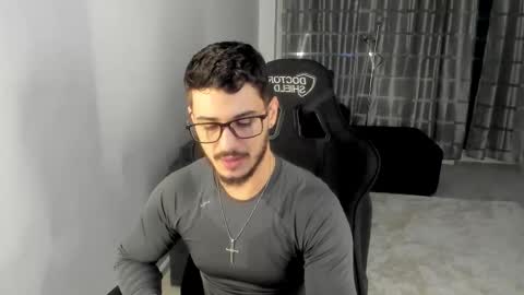 Snapshot of jonnyporn1 chatting on 02.21.26 jonnyporn1 online show from 02.21.26